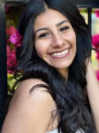 Happy birthday Andrea!!! We love you!!