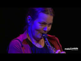 La poésie est invincible