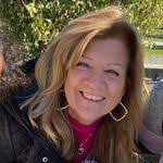 Tara Caputo's Instagram, Twitter & Facebook