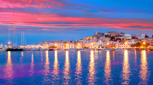 Puerto De Ibiza De Noche Ibiza Espana Ibiza Viajar Por Espana