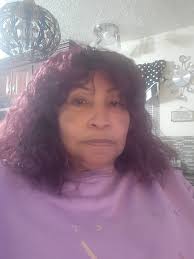 Tracy said to Anita Run Into land minds unexpected things hidden under  rocks😩😫