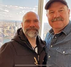 Mark Rowe's Instagram, Twitter & Facebook