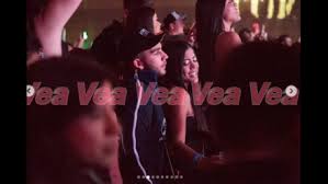 Además, por ser una de las promesas musicales en el género. Manuel Turizo Es Ampayado Con Su Nueva Novia En Pleno Sandungueo