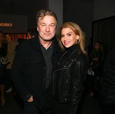 He returned back as the sole host of. Alec Baldwin Didn T Kiss His Wife Hilaria For 6 Weeks While Dating