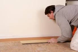 How To Install A Harmonics Laminate Wood Floor Wood Laminate Flooring Installing Laminate Wood Flooring Wood Laminate