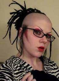 Maybe you would like to learn more about one of these? 15 Gaya Rambut Cewek Paling Nyeleneh Yang Pernah Ada Mau Menirunya