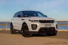 The success of the first made the latest evoque a 'difficult second album' for the british brand, so the styling updates were evolutionary and the major changes. Range Rover Evoque 2018 Review Hse Dynamic Si4 290 Carsguide