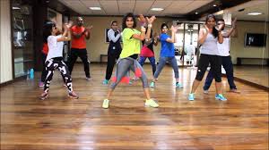 a 30 minute beginner zumba routine you can do at home sheknows