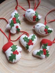 новогодняя игрушка своими руками на конкурс в детский сад Simpatichnye Zvezdochki I Prochie Ukrasheniya Iz Fetra Milye Krasivosti Svoimi Rukami S Izobrazheniyami Idei Dlya Rozhdestvenskih Podarkov