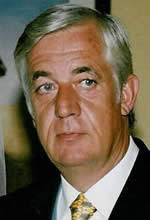 Joaquim Guedes de Queirós de Mendia, * 1951