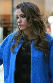 Rumeysa Ozcan Adli Kullanicinin Serenay Sarikaya Panosundaki Pin Unlulerin Tarzlari Stil Unluler