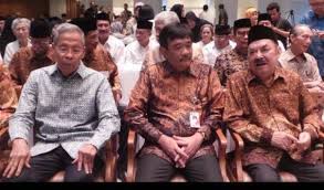 General (hon.) (ret.) soerjadi soedirdja (born 11 october 1939 ()) coordinating minister for political, social and security affairs: Vfvipbram92 Tm