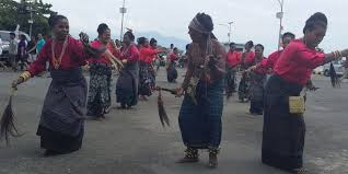 Maybe you would like to learn more about one of these? Kamu Tahu Soka Papak Ini Tarian Untuk Menyambut Tamu Di Sikka Flores Halaman All Kompas Com
