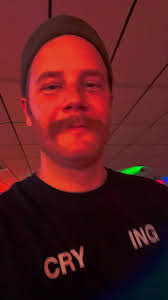 Jonathan Storment's Instagram, Twitter & Facebook