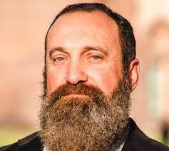 Maureen Hough's Instagram, Twitter & Facebook