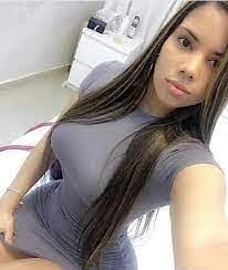 Elena Gamble's Instagram, Twitter & Facebook