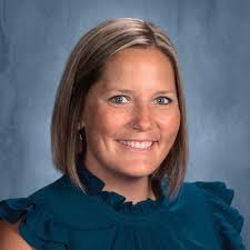 Sara Head (@MrsHead_Lobos)