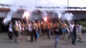 Łks&gks wczoraj podczas obozu uczcili 74rocznice powstania warszawskiego. Lks Lodz Pochod Srodmiescia I Limanki Youtube