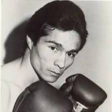 Juan Meza is the Super Bantamweight World Champion. He defeated Jaime  Garza, Mike Ayala, Carlos Mendoza, James Martinez (2x), and Sorphayathai,  mainly. Meza also faced Wilfredo Gomez, Lupe Pintor, and Samart Payakaroon.