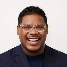 Theo Williams III (@TheoWllms)