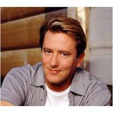 Jan Traylor's Instagram, Twitter & Facebook