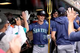 Mariners accept challenge, trounce A’s en route to series sweep