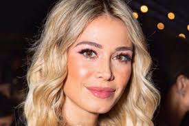 Ma un dettaglio non convince. Diletta Leotta Fisico Prima E Dopo I Ritocchi Le Foto