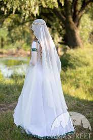 Maybe you would like to learn more about one of these? Brautkleid Mit Seidenarmeln Seerosen Zum Verkauf Vorhanden In Turkisfarbene Popeline Rosafarbige Popeline Hellblaue Popeline Grune Popeline Weisse Popeline Grune Borte Seeblumen Beige Borte Seeblumen Im Mittelalter Shop Armstreet