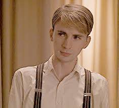 According to the captain america exhibit in the mcu, steve was only 5'4. Is It Weird That I Think Skinny Steve Is Cuter Than Captain America Chris Evans Sort Of Ladyboners