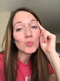 Organic cream makeup with clean ingredients