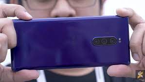 3,871, sony xperia 1 comes with android 9.0 (pie), 6.5 oled display, snapdragon 855 chipset, triple rear and 8mp selfie cameras, 6gb ram. Sony S Xperia 1 Launches In Malaysia But It Costs More Than A Galaxy Note 10 Soyacincau Com