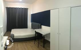 The greens@subang west boasts more than 45 facilities laid out on a 120,000 sq ft park which include a half basketball court, indoor and outdoor gymnasium, reflexology walkway, yoga deck, infinity lap pool, and cycling track. Zero Deposit Free Utilities Master Room For Rent At The Greens Subang West With Private Bathroom Roomz Asia