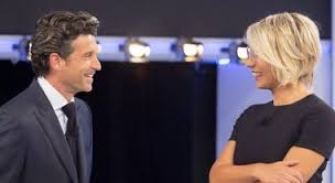 Il programma è stato ideato da maria de filippi insieme ad alberto silvestri. C E Posta Per Te Ospiti E Anticipazioni Di Oggi Sabato 24 Marzo Patrick Dempsey E Paulo Dybala