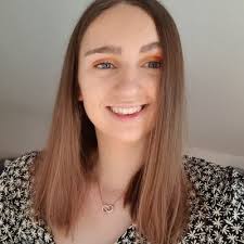 Vicky Hogg (@VickyWhite7)