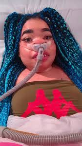 Shelby Kinsey's Instagram, Twitter & Facebook