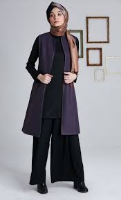 Tugba Yazlik Tesettur Yelek Modelleri Moda Stilleri Moda Giyim