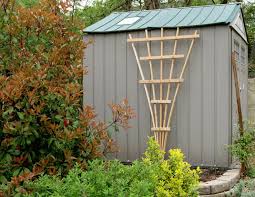 Here, see how to build two trellises. Quick And Easy Diy Fan Trellis Pretty Handy Girl