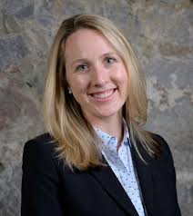 Elizabeth Holden's Instagram, Twitter & Facebook