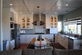 Fieldstone Cabinets With Farmington Door Style And Finished In White Tinted Varnish Fieldstone Cabinet Design
