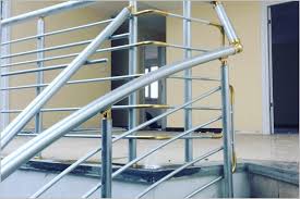 Alüminyum mu yoksa paslanmaz korkuluk mu tercih edilmeli? Aluminyum Krom Korkuluk Sistemleri Bodrum Aluminyum Dograma Sistemleri