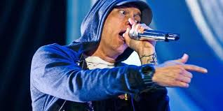 Es ist auch nicht bekannt, seit wann ralph im haus lebt. Eminem Konzert In Hannover Tuut You