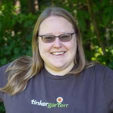 Building wire shelving rack before move in?