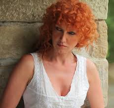 Music video by fiorella mannoia performing ho imparato a sognare. Biografia Di Fiorella Mannoia