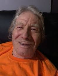 Lori Dibble's Instagram, Twitter & Facebook