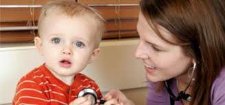 Autism is a developmental disorder characterized by difficulties with social interaction and communication, and by restricted and repetitive behavior. Como Evaluan Los Pediatras A Los Ninos Para Detectar El Autismo Healthychildren Org