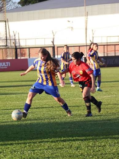 Goleó Mitre y avanza a la próxima ronda!! 💪 Las Gigantes ganaron 4 a 0  (4-1 en el global) a Regional de San José en el partido de vuelta de la  primera