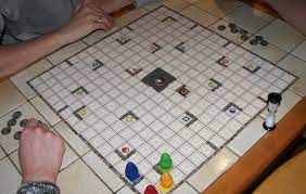 We collected 44 of the best free online robot games. Ricochet Robot Wikipedia