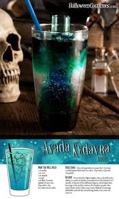 Ces Recettes De Cocktails Harry Potter Sont Tellement Meilleures Que La Biere Au Beurre Cocktail Rezepte Butterbier Butter Bier Rezept