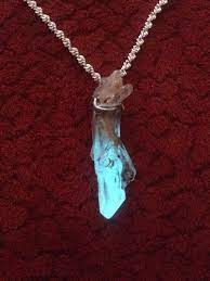 Fairy Wand Quartz Necklace Kyber Crystal Glowing By Faestudios Kyber Crystal Cosplay Jewelry Quartz Necklace