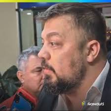 ▶️El senador Colyn Soroka anunció que, por el momento, no participará en  reuniones con sectores de la ANR. En su declaración, enfatizó la  importancia de definir las cuestiones políticas internas y la ...